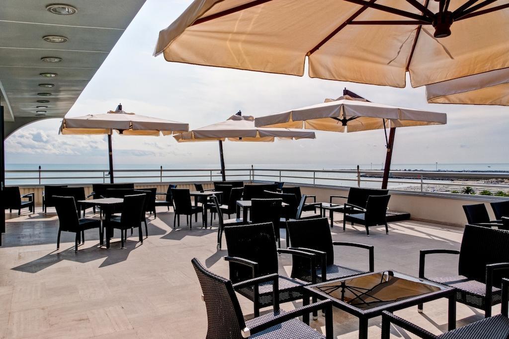 Hotel Europa Beach Village Giulianova Exterior photo